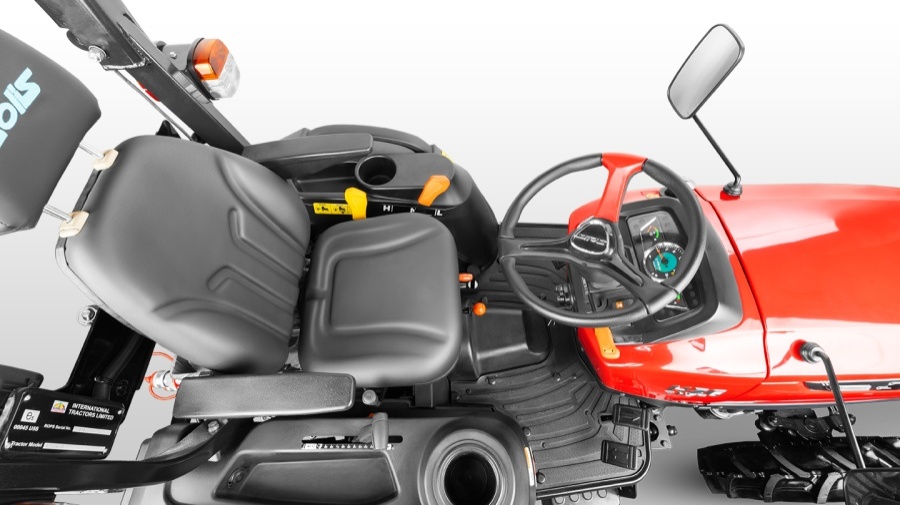 Минитрактор Solis-Gold | Солис-Голд 26 Mit 4x4 HST STD agri 6.00-12 / 8.3-20 (c ПСМ)